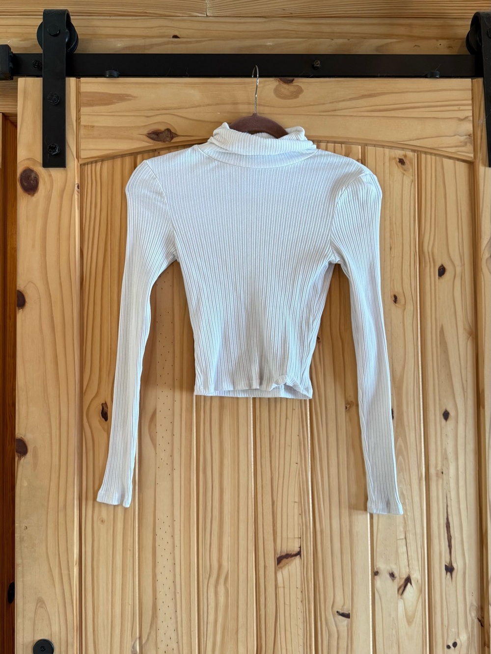 Ambiance White Ribbed Mock-Neck Long Sleeve Crop Top